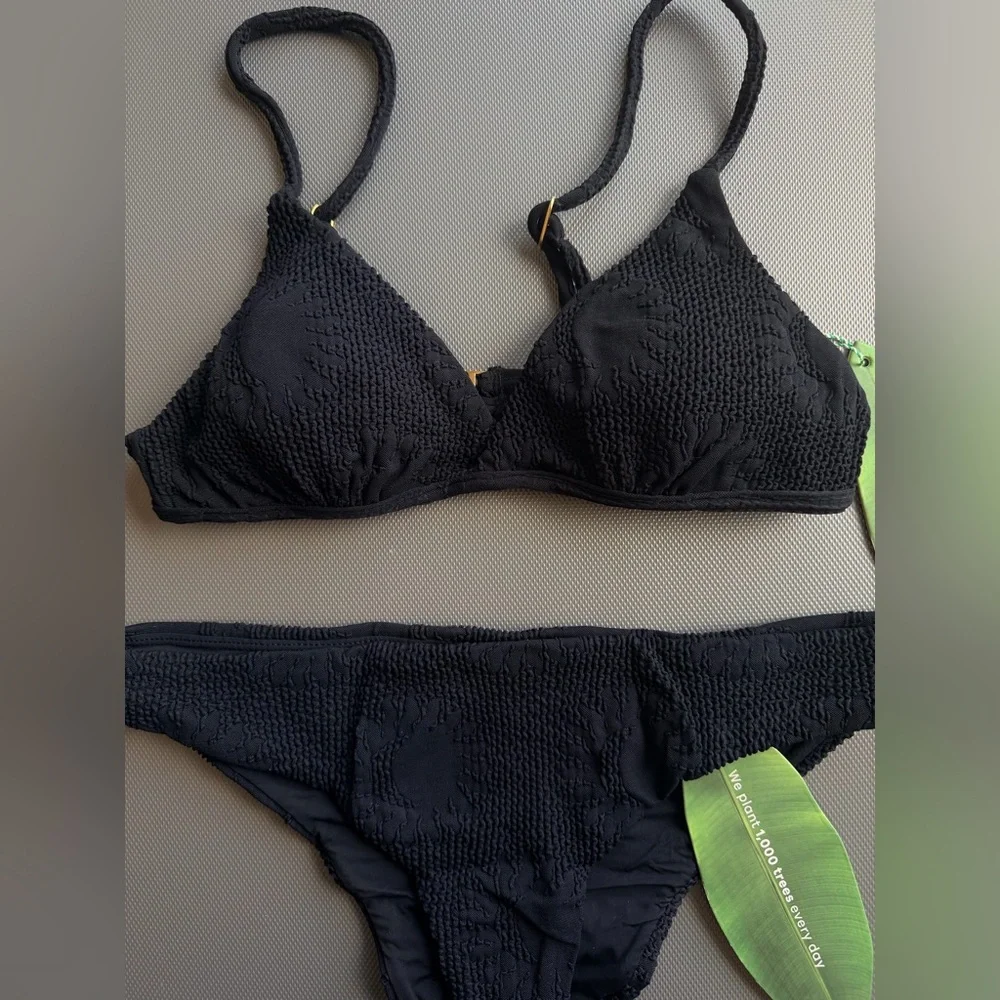 FARM RIO BLACK SUNNY BIKINI TOP AND BOTTOM SET